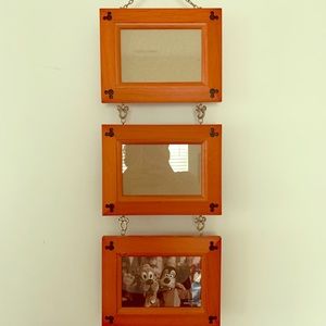 Disney hanging 4x6 photo frame.
